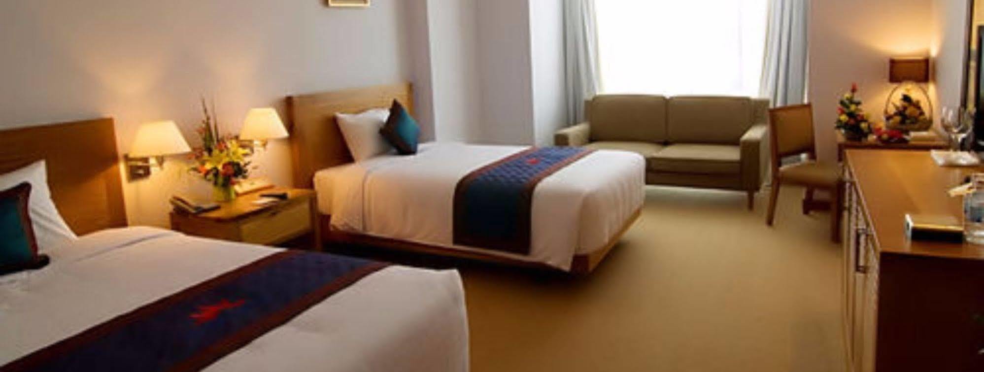 Petro Hotel Vung Tau Extérieur photo